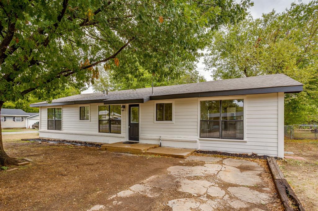 703 Odell Street Property Photo 1