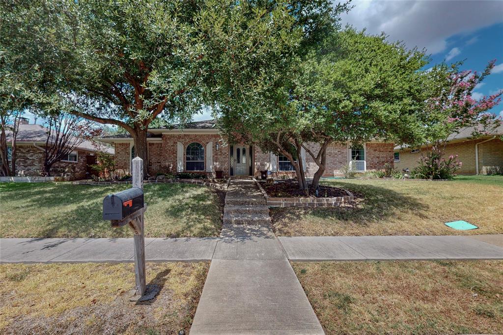 2251 Woodcreek Street Property Photo 1