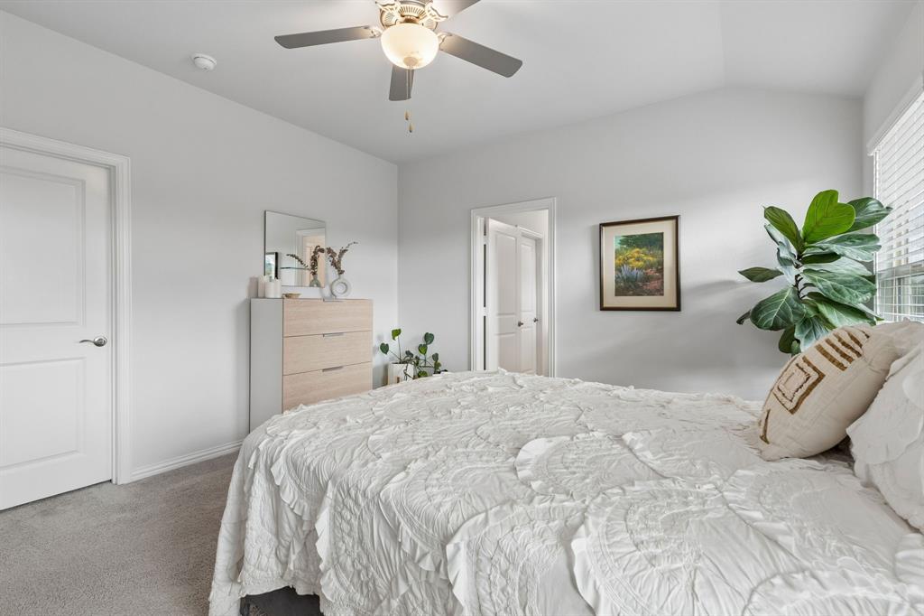 5549 Cypress Willow Bend Property Photo 14