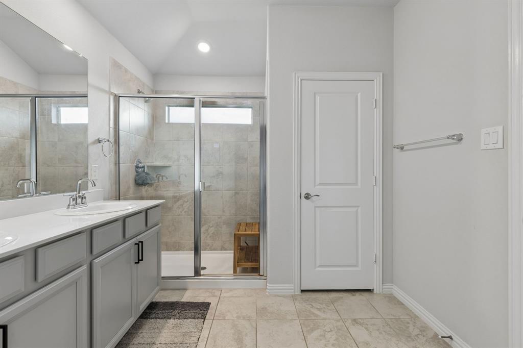 5549 Cypress Willow Bend Property Photo 16