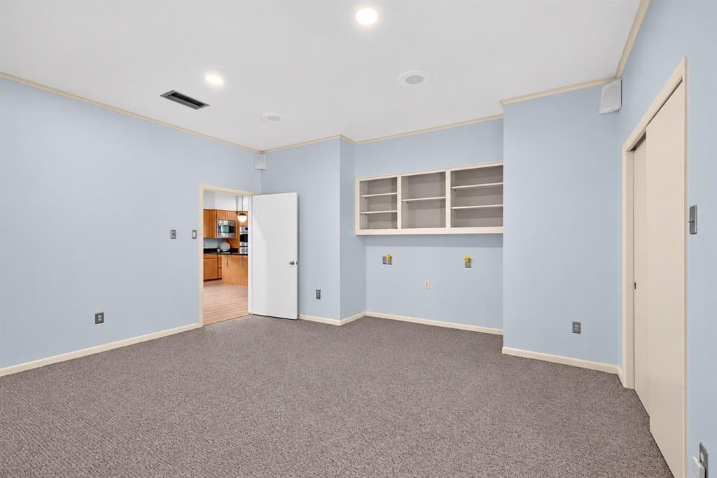 1044 Bauxhall Circle Property Photo 32