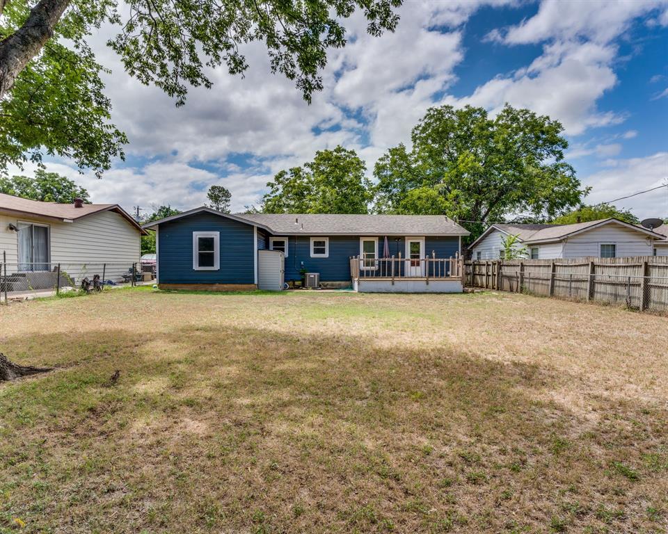 1108 Chester Street Property Photo 3