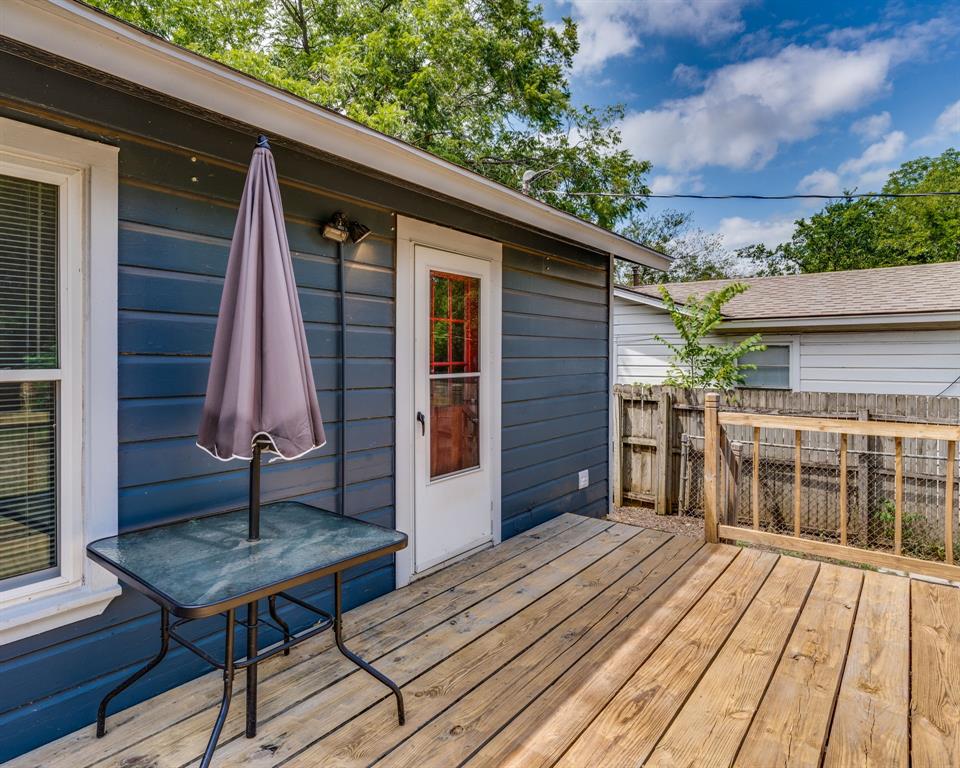 1108 Chester Street Property Photo 4