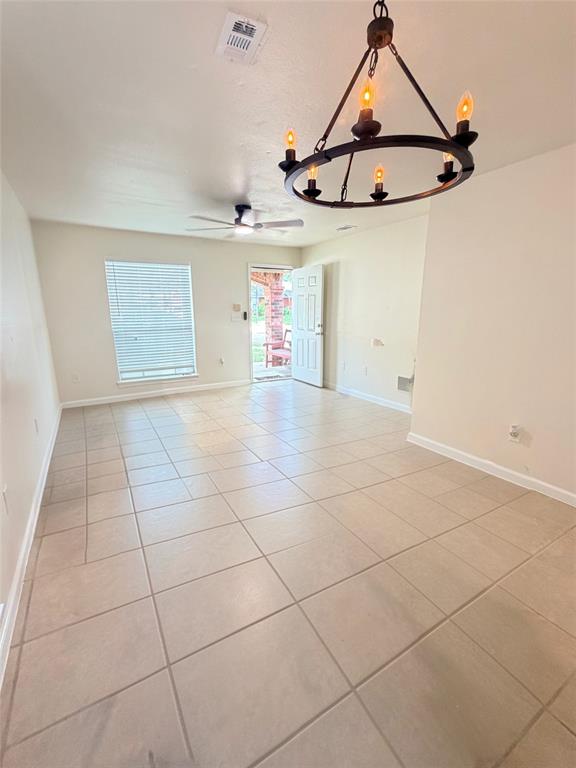 1036 El Triumfo Street Property Photo 6