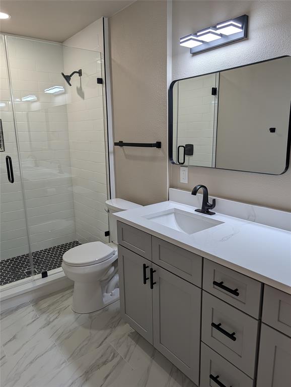 2404 Glen Forest Lane Property Photo 16