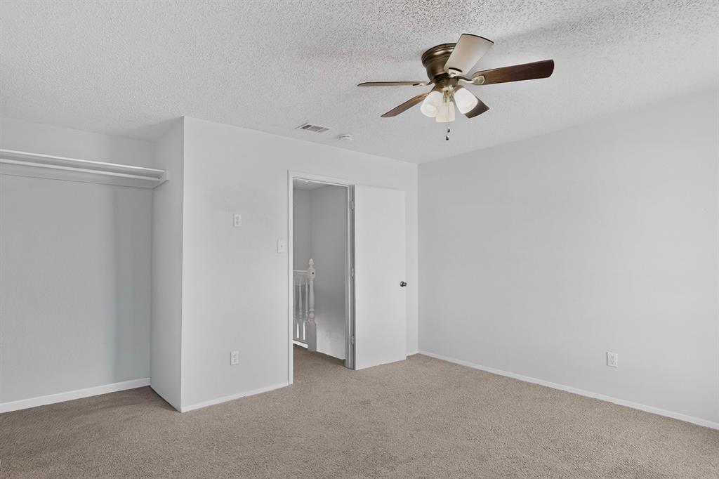 617 Carriagehouse Lane 3 Property Photo 23