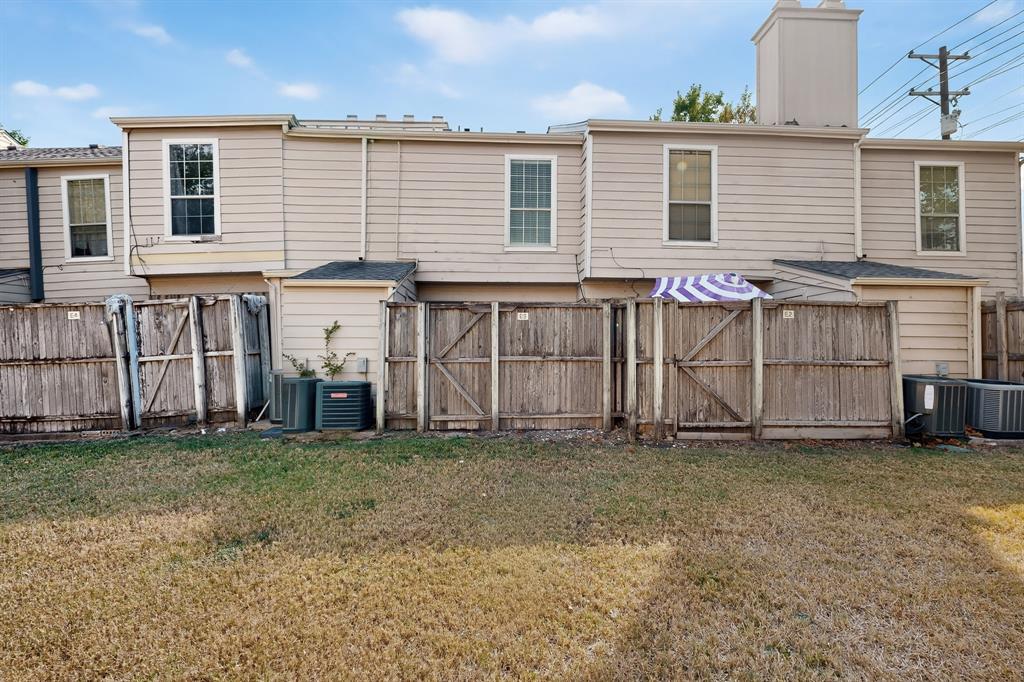 617 Carriagehouse Lane 3 Property Photo 27