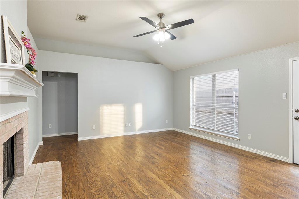 1211 Varacruz Drive Property Photo 4