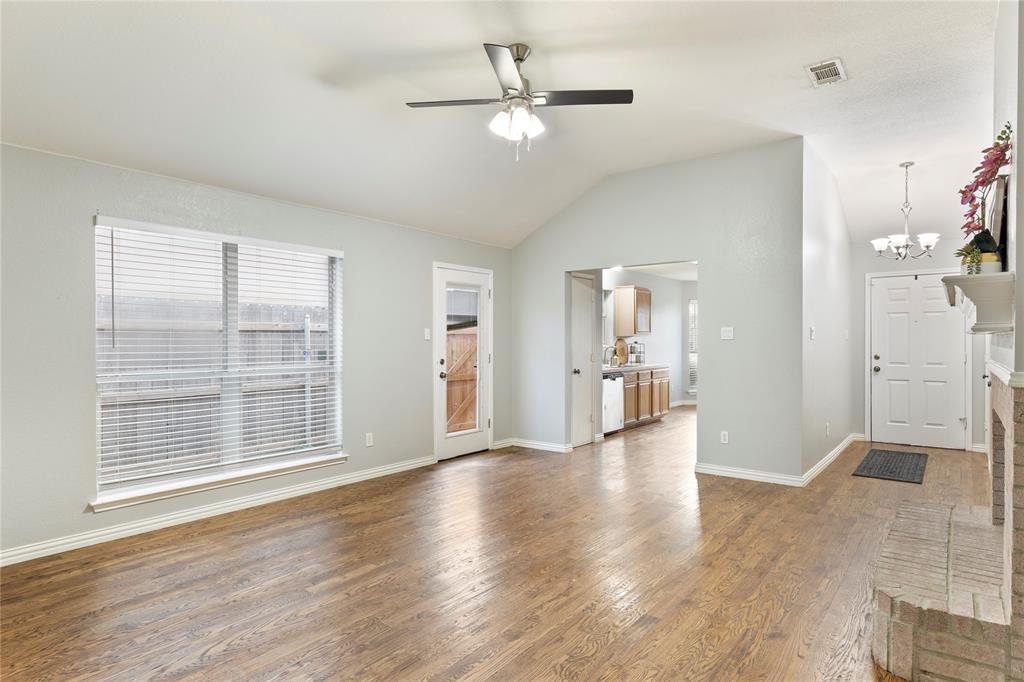 1211 Varacruz Drive Property Photo 5