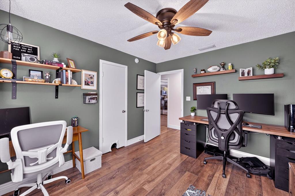 3228 Olive Place Property Photo 20