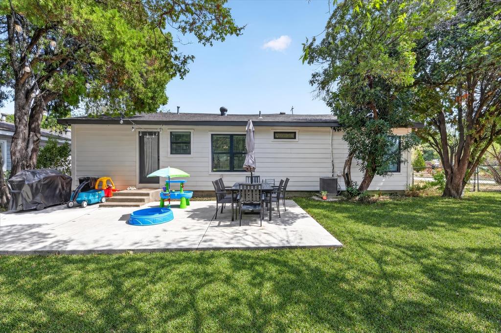 3228 Olive Place Property Photo 29