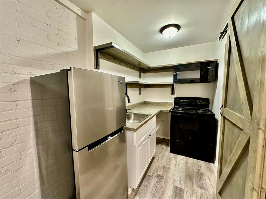 1824 S Walnut Street Property Photo 10
