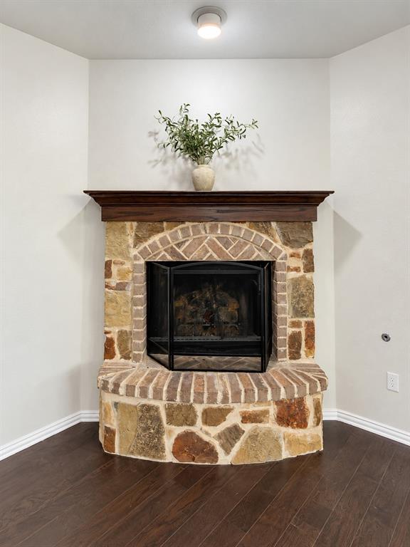 5116 Grove Cove Drive Property Photo 10