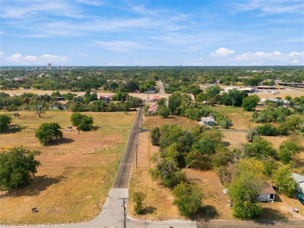 600 Johnson Property Photo 4