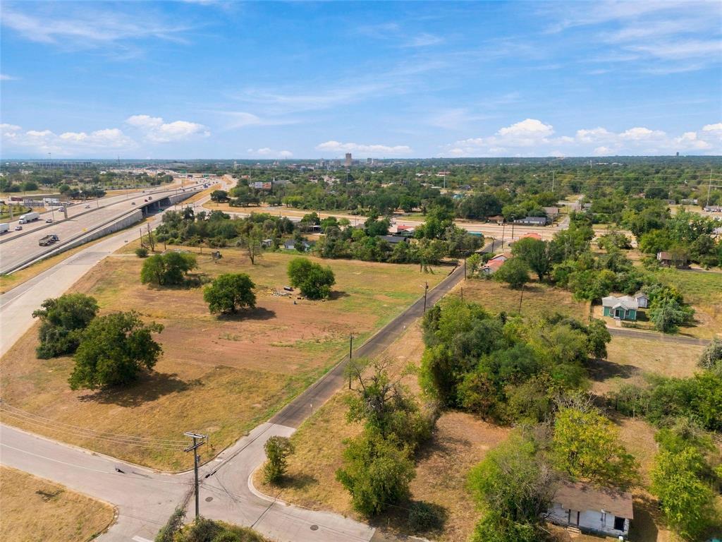 600 Johnson Property Photo 5