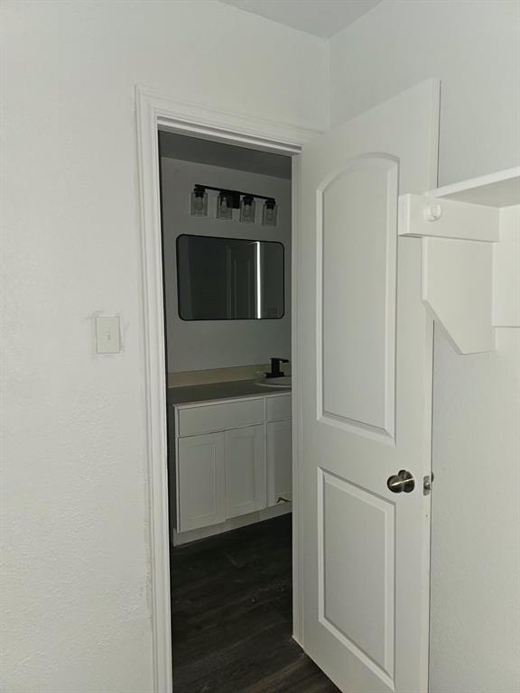 1208 E Daggett Avenue Property Photo 12