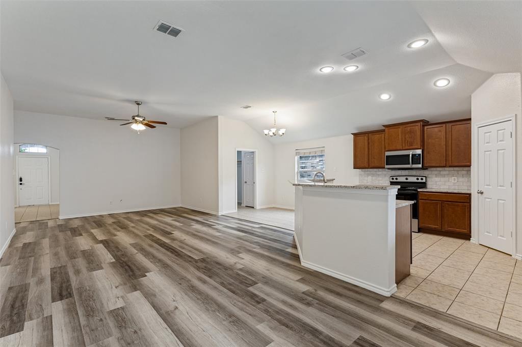 6516 Chalk River Drive Property Photo 6
