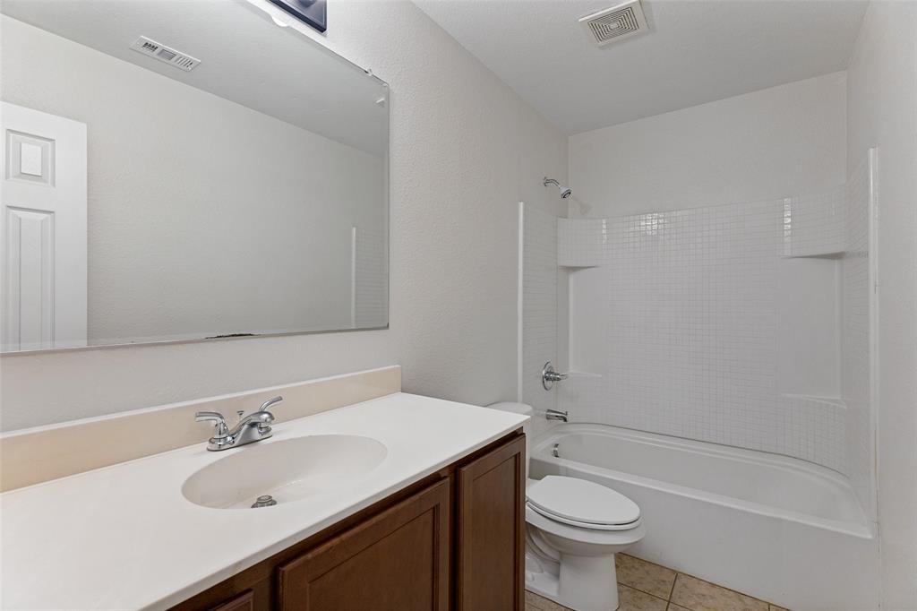 6516 Chalk River Drive Property Photo 17