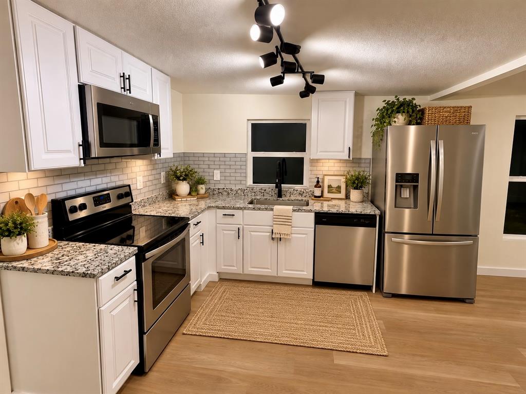 131 Elder Street Property Photo 2