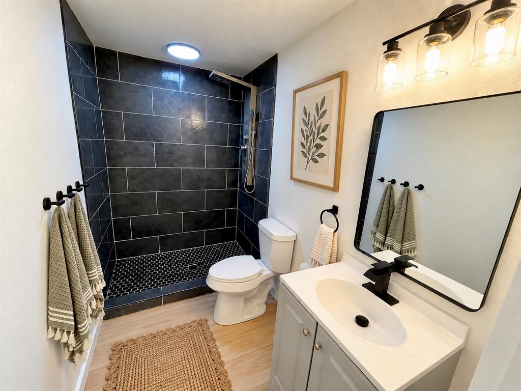 131 Elder Street Property Photo 7
