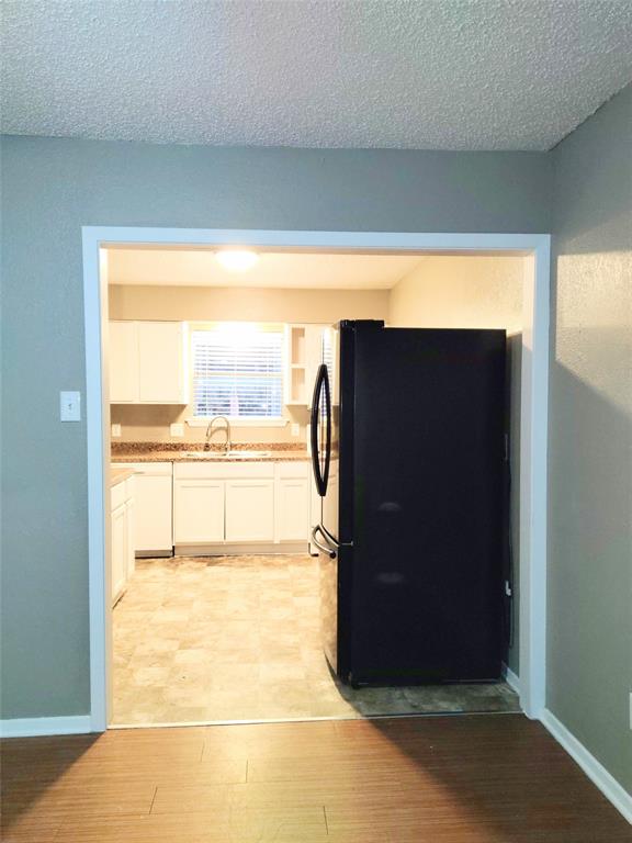 3225 Cortez Drive Property Photo 4