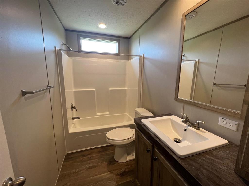 18542 County Road 618 Property Photo 12