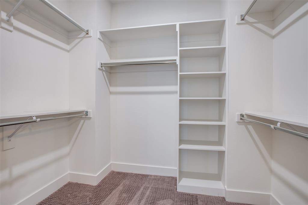 4426 Cabell Drive 1204 Property Photo 6