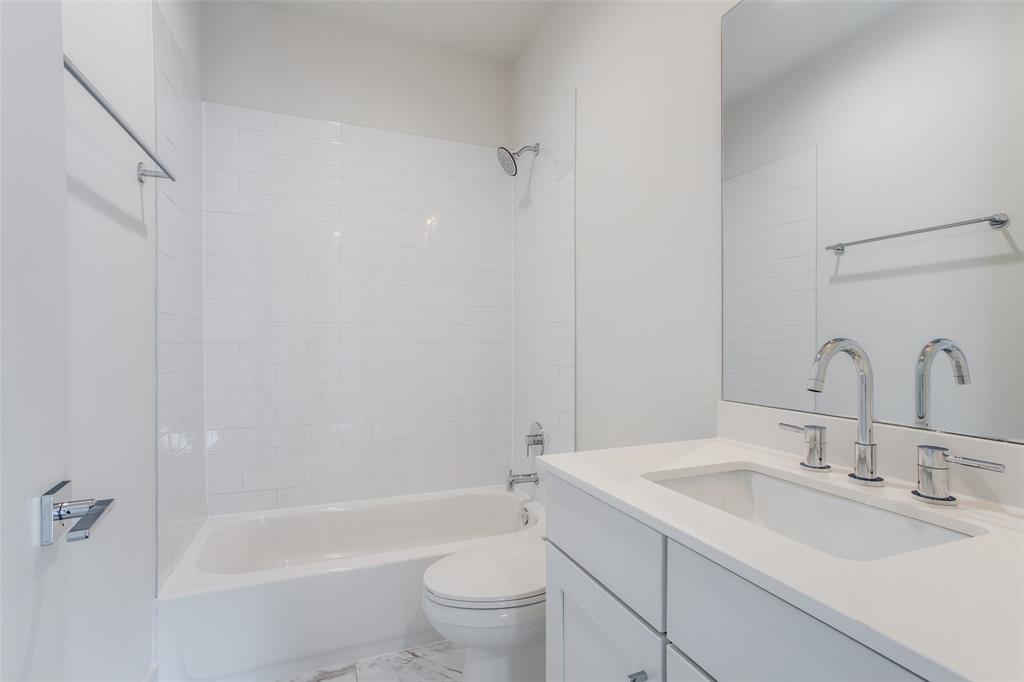 4426 Cabell Drive 1204 Property Photo 9