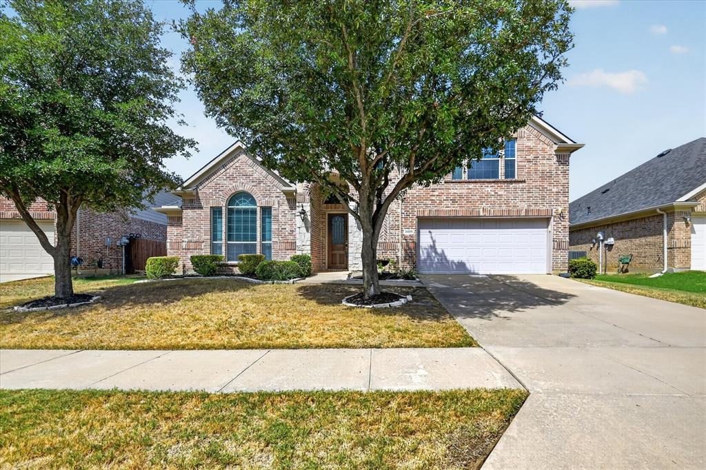 2409 Lakebend Drive Property Photo 2