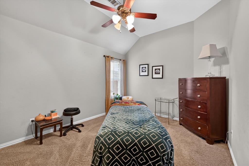 2409 Lakebend Drive Property Photo 20