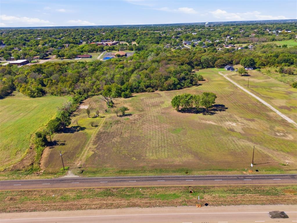 1105 S I-45 Property Photo 7