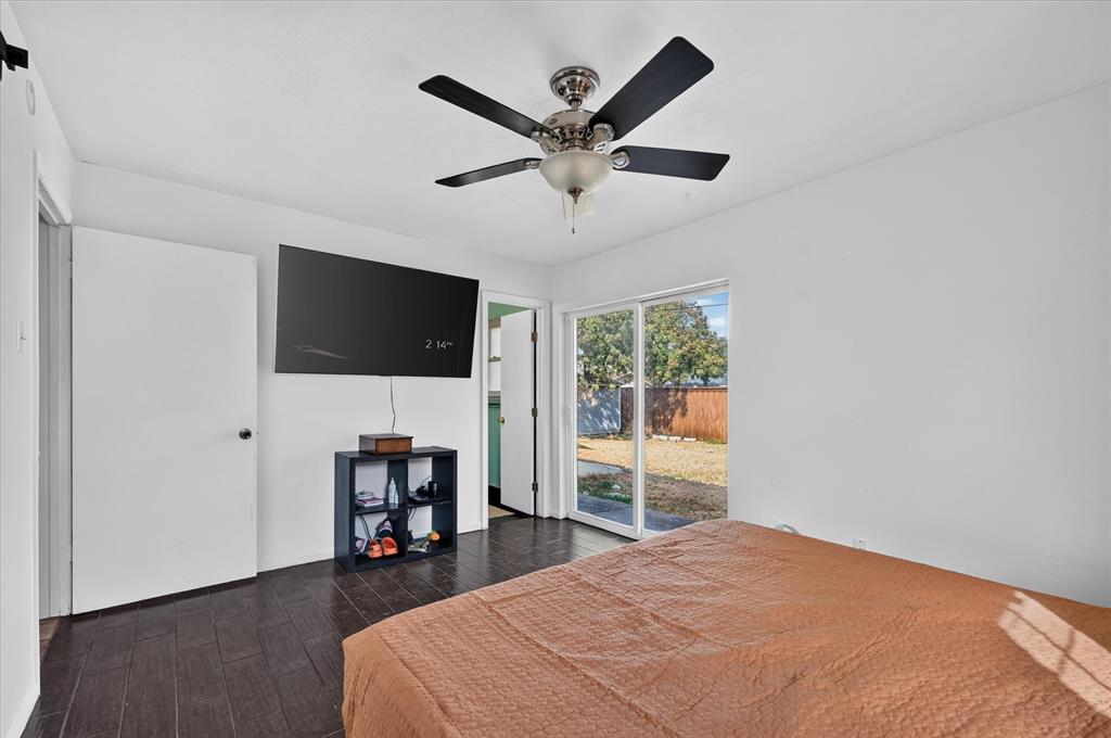 1110 Vegas Drive Property Photo 18