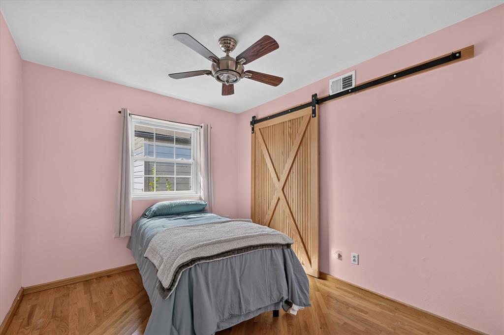 1110 Vegas Drive Property Photo 20