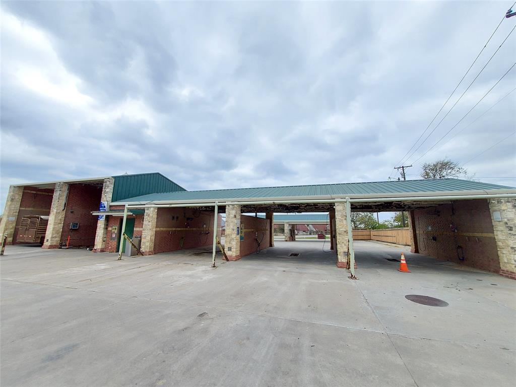 320 N Santa Fe Street Property Photo 1