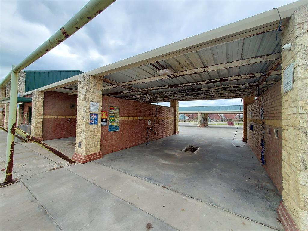 320 N Santa Fe Street Property Photo 2