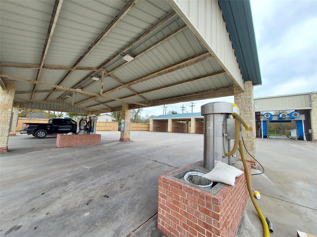 320 N Santa Fe Street Property Photo 7