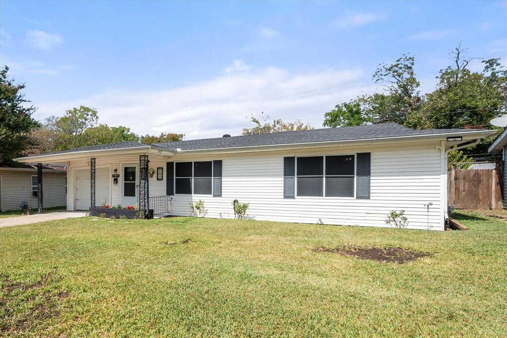 1725 Grace Street Property Photo 2