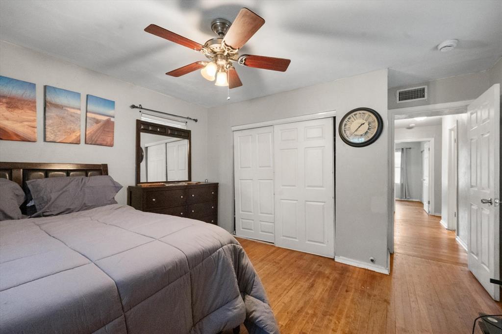 1725 Grace Street Property Photo 14