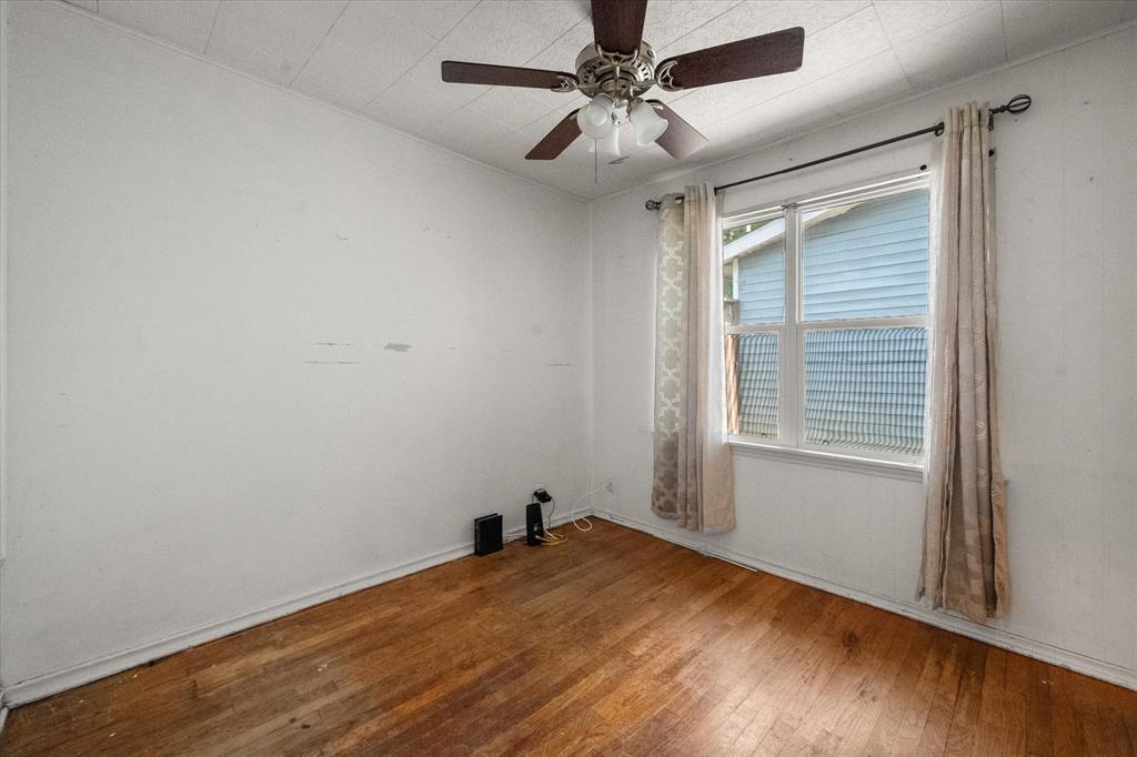 1725 Grace Street Property Photo 16