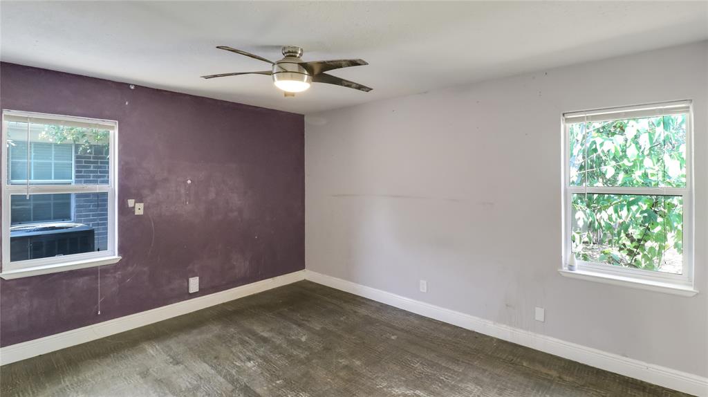 2201 Linwood Lane Property Photo 11