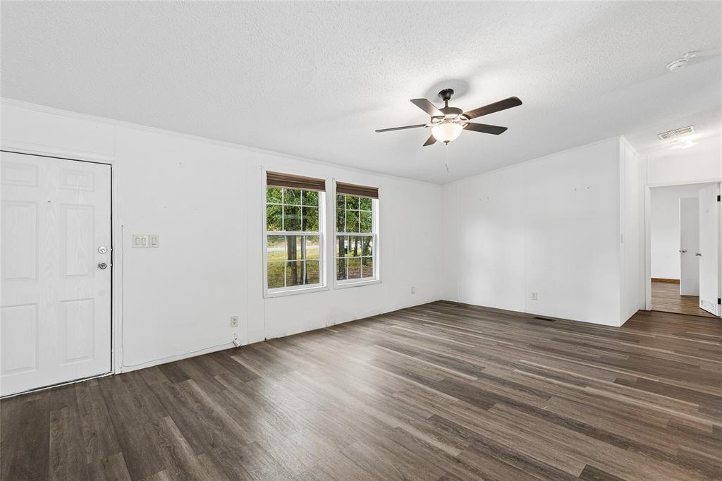 104 Arunda Court Property Photo 6