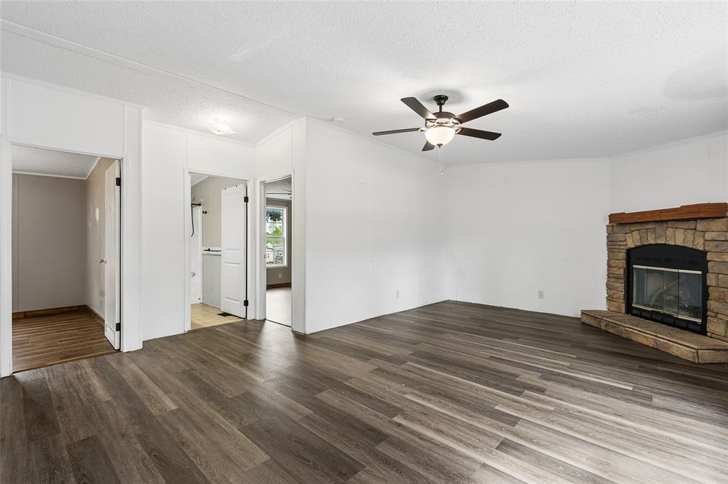 104 Arunda Court Property Photo 8