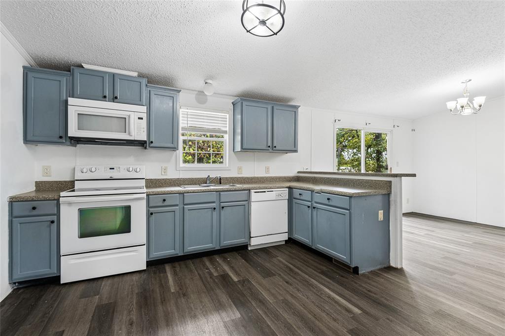 104 Arunda Court Property Photo 16