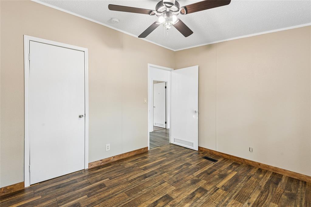 104 Arunda Court Property Photo 31