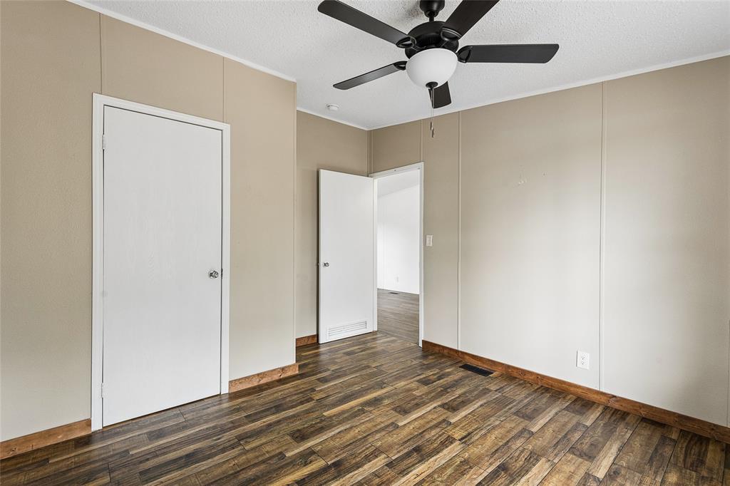 104 Arunda Court Property Photo 35