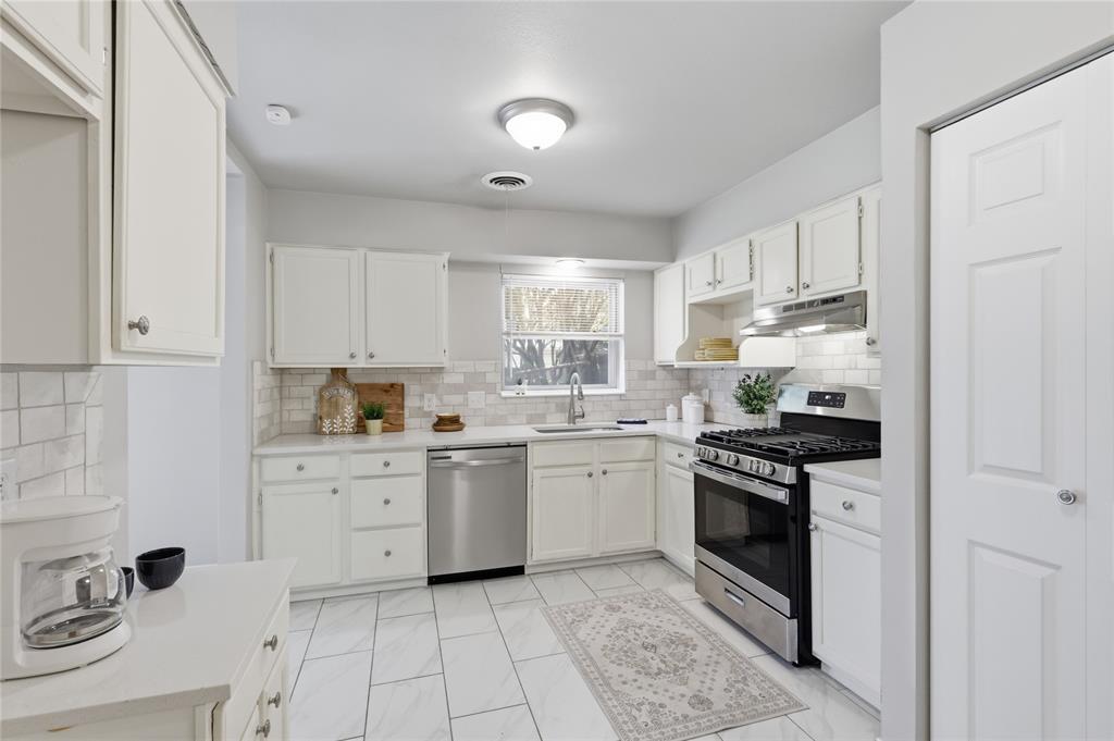 2114 Brookshire Street Property Photo 11