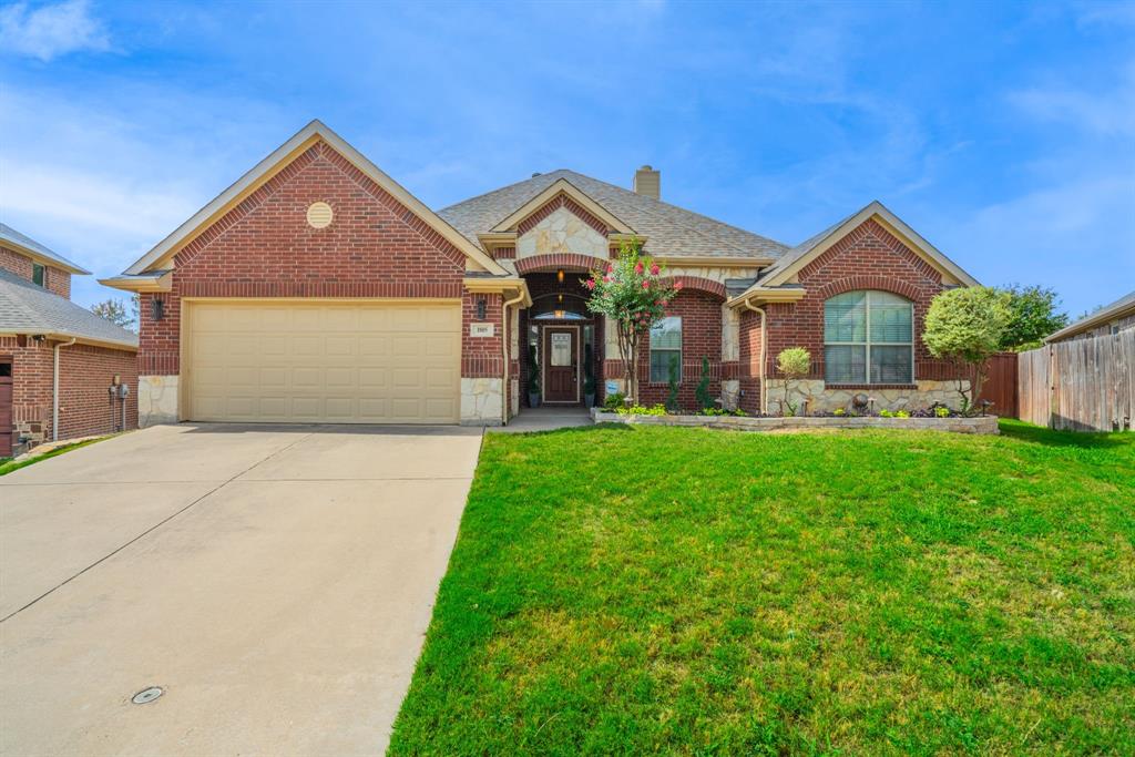 1805 Vista Royale Court Property Photo 1