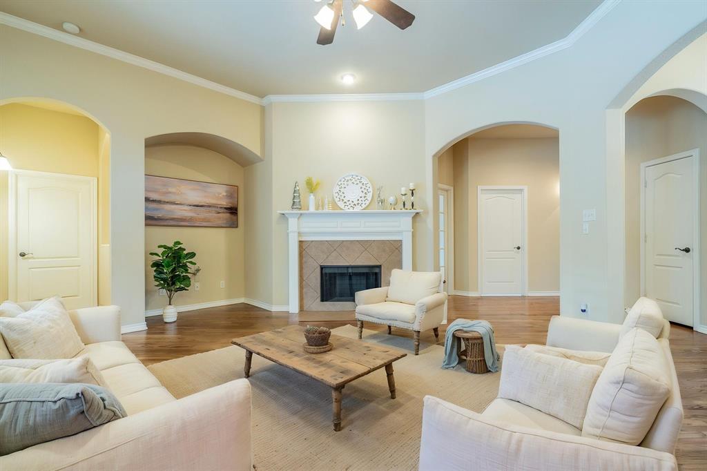 1805 Vista Royale Court Property Photo 4