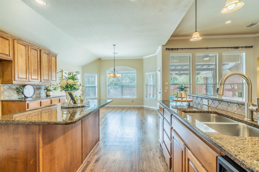 1805 Vista Royale Court Property Photo 8