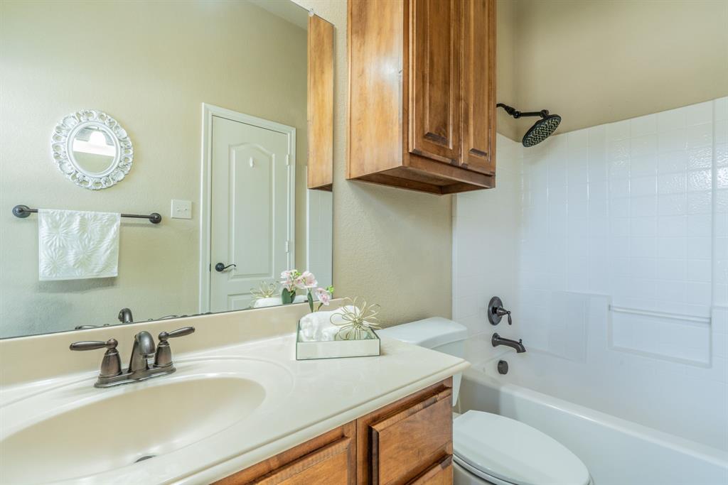 1805 Vista Royale Court Property Photo 17